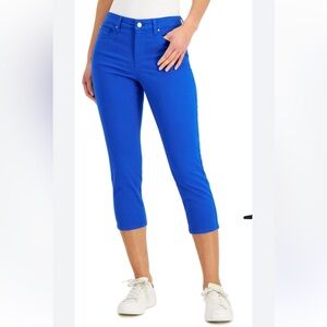 Charter Club Cobalt Blue‎ Bristol Capri Pants. Size 4P (D)